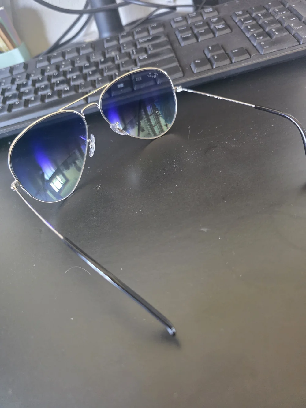 Ray-Ban Aviator Sunglasses with Blue Mirrored Lenses